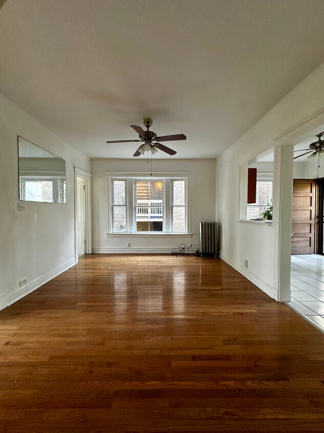 Foto principal - 7114-7116 S Blackstone
