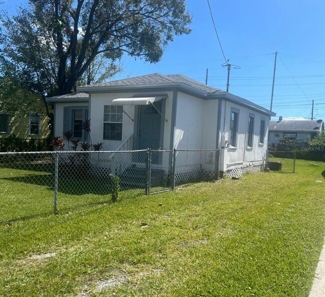 Building Photo - 2013 Oceanview Pl