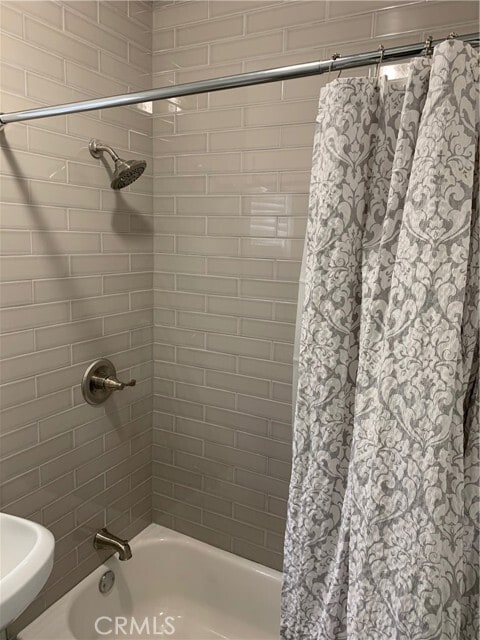 Foto del edificio - 410 N Rose Ave