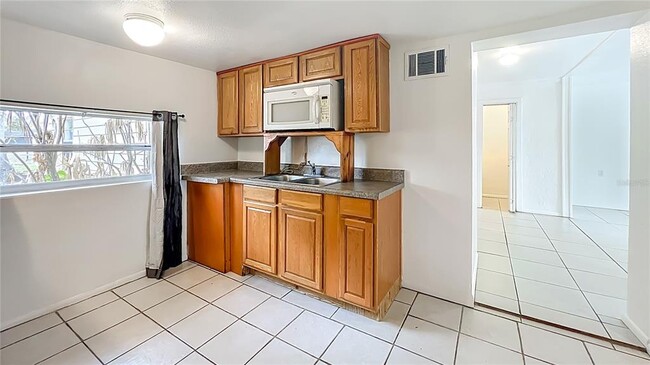 Foto del edificio - 5110 Old Cheney Hwy