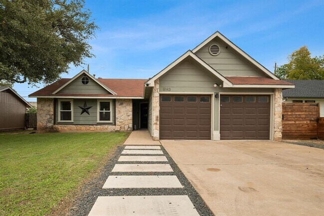 Foto del edificio - 5143 Ganymede Dr