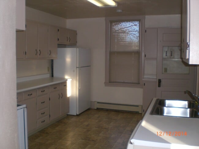 Building Photo - 1420 Garfield Ave