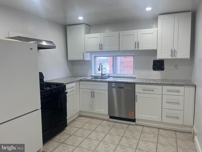 Foto del edificio - 2637 Tremont St