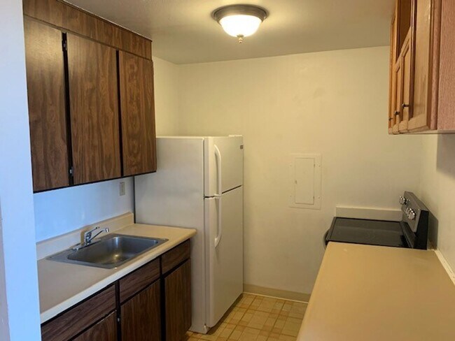 Building Photo - Makaha Valley Plantation - Two Bedroom