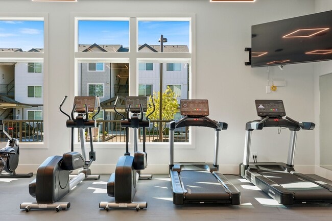 Building Photo - Switchback Apartments