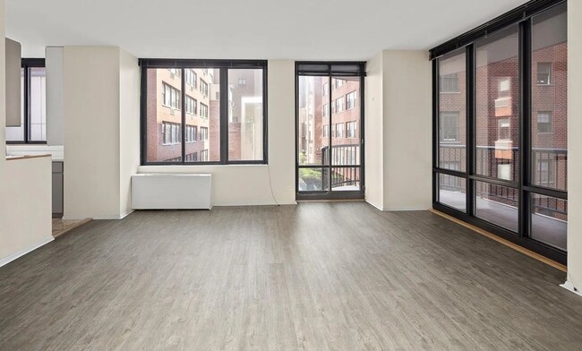 Building Photo - Spacious 1 Bedroom 1 Bathroom