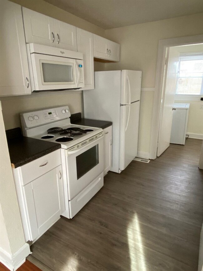 Foto del edificio - 1032 McElroy Way