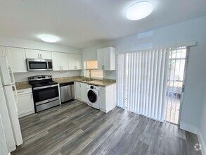 Building Photo - 4409 Treehouse Ln
