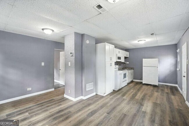 Foto del edificio - 1527 Langston Ave SW