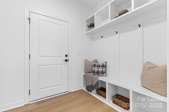 Building Photo - 3808 Odom Wy