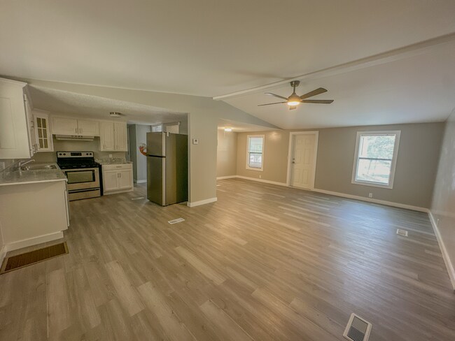 Building Photo - 5018 Banksly Cir