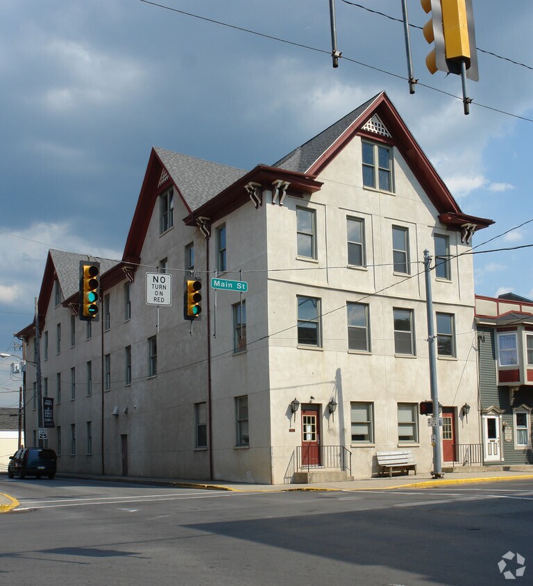 1 S Main St, Muncy, PA 17756 Apartments in Muncy, PA