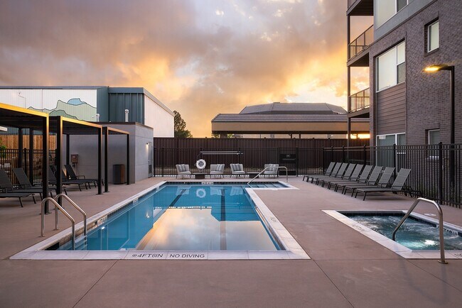 Foto del edificio - Aspendale Centennial 60+ Active Adult Living