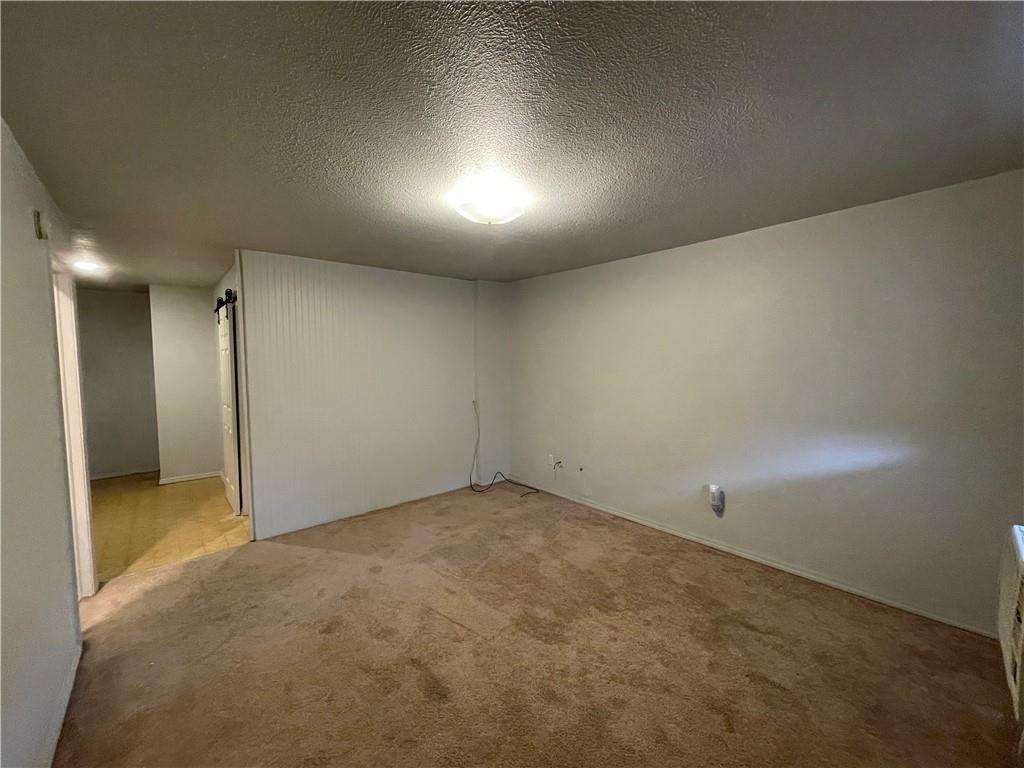 269 E Pickens Rd Unit 3, Pea Ridge, AR 72751 Room for Rent in Pea