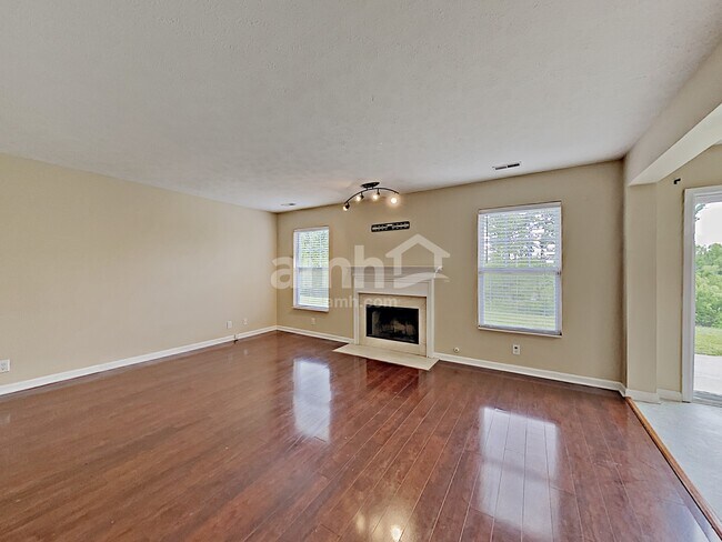 Foto del edificio - 3333 Cain Harbor Dr