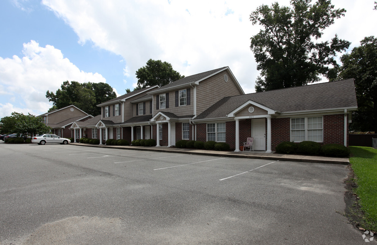 Building Photo - Glenwood Place