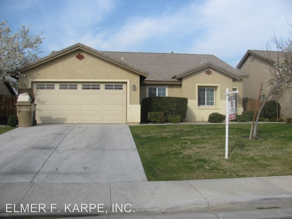 11506 Pacific Shores Dr, Bakersfield, CA 93312 House for Rent in Bakersfield, CA