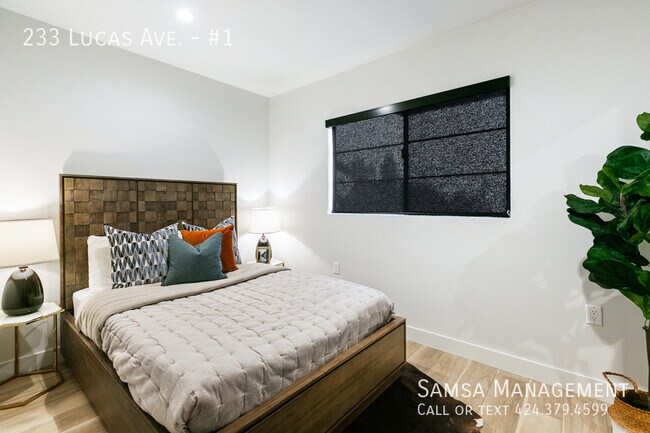 Foto del edificio - 233 Lucas Ave