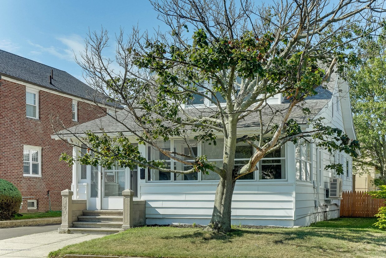 203 18th Ave, Belmar, NJ 07719 House for Rent in Belmar, NJ