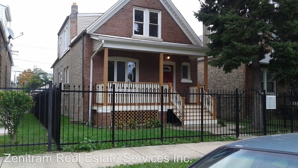 Primary Photo - 1041 N Spaulding Ave
