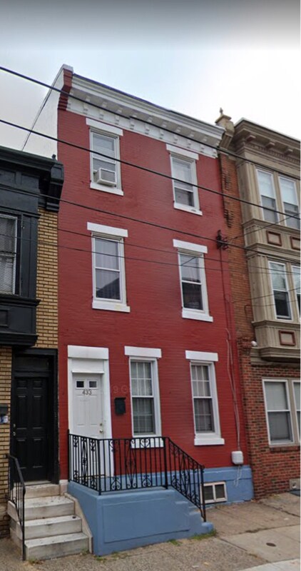 Building Photo - 433 Tasker St