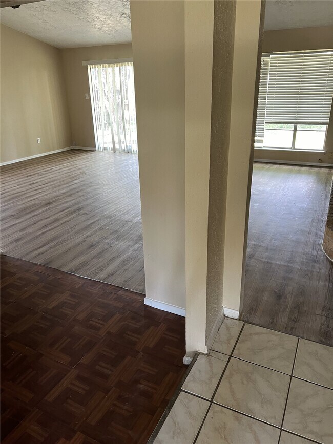 Foto del edificio - 10115 Overview Dr