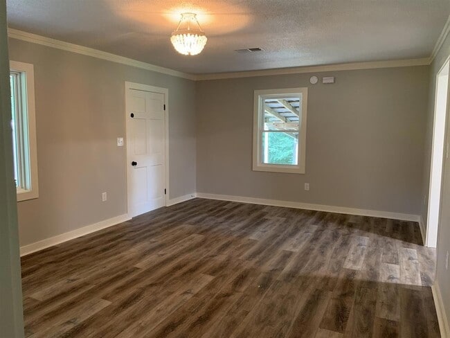 Foto del edificio - 11727 E Holmes Rd