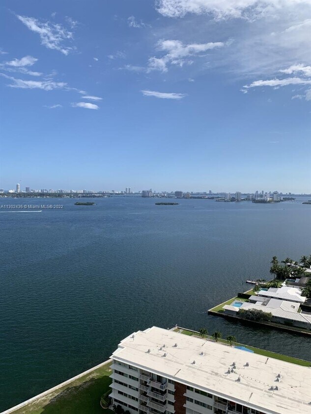 Foto principal - 4000 Towerside Terrace
