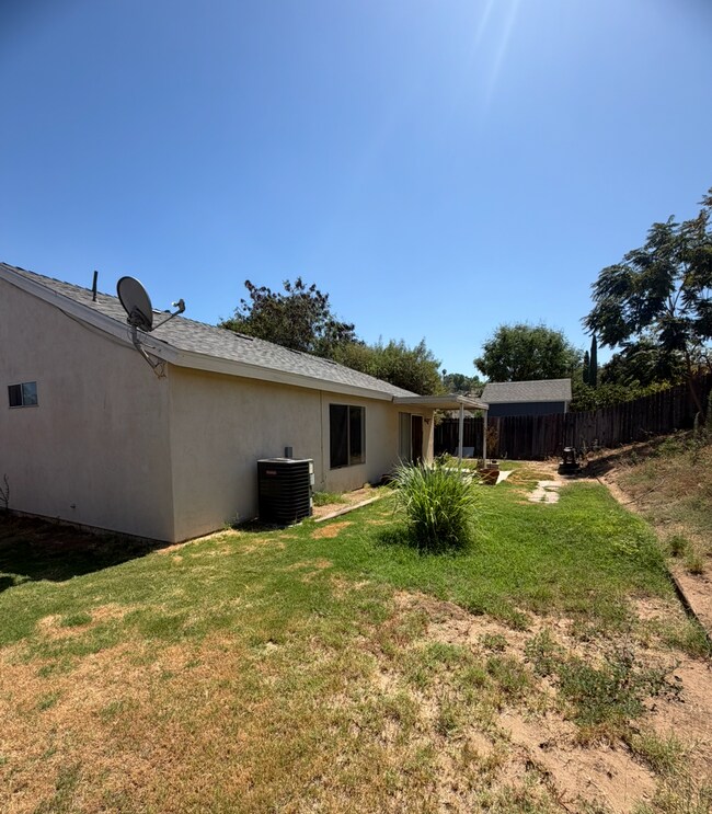 Building Photo - 10476 Charleston Dr