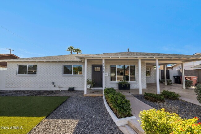 Foto del edificio - 7415 E Holly St