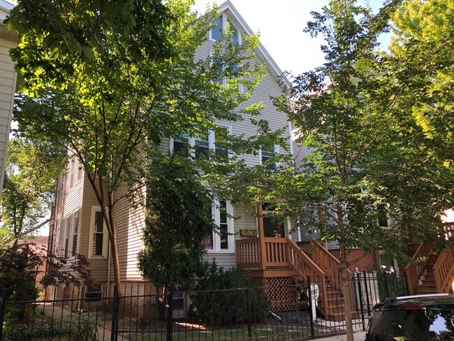 Building Photo - 3628 N Wayne Ave