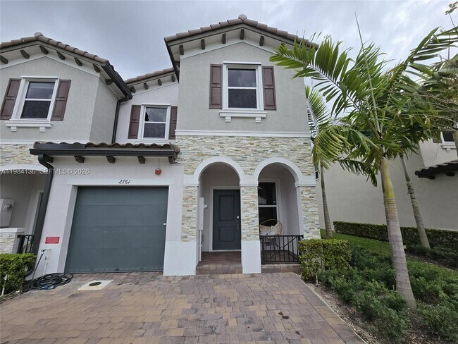 Foto del edificio - 2761 NW 55th Way