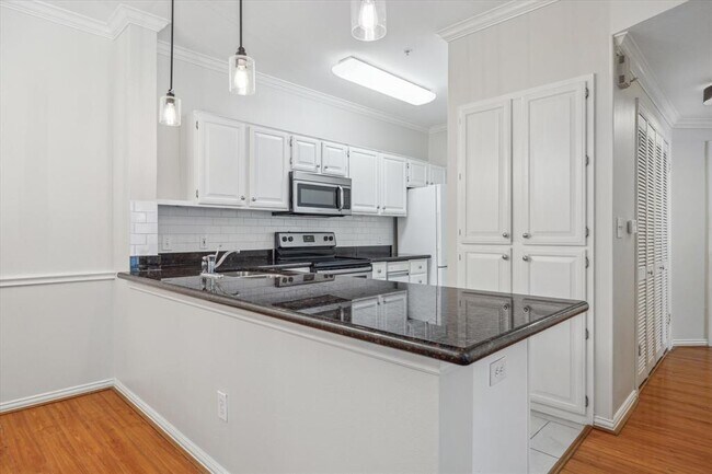 Foto del edificio - 2111 Welch St