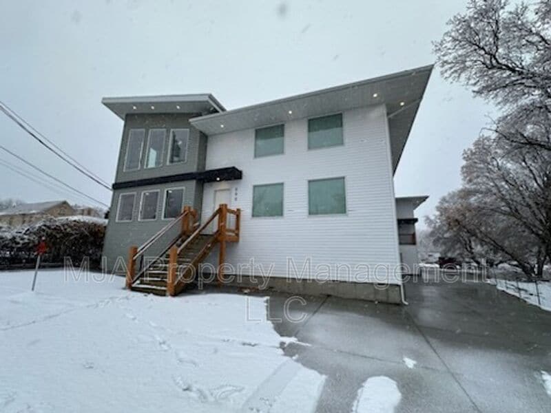 Primary Photo - 500 East Fort Union Blvd