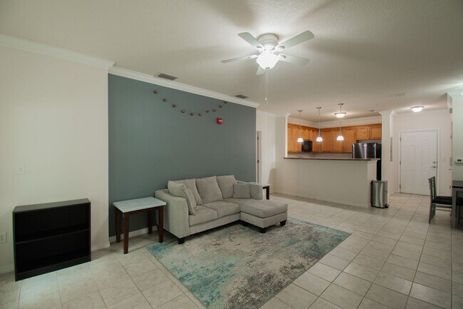 Foto del edificio - Campus View South #103