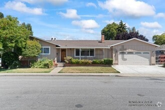 Building Photo - 38140 Parkmont Dr