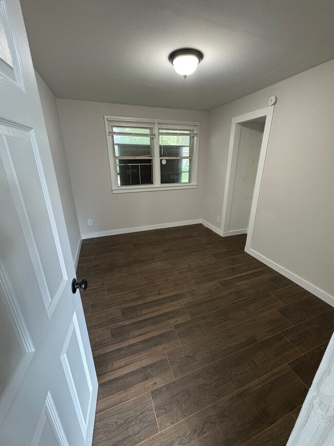 Foto del edificio - 5619 Beaver Dam Rd