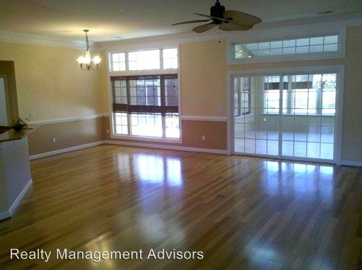Building Photo - 122 Spring Meadow Dr