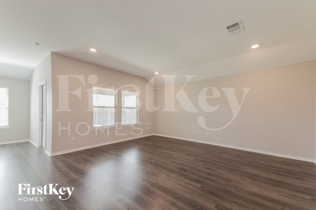 Foto del edificio - 104 Easy Goer Trl