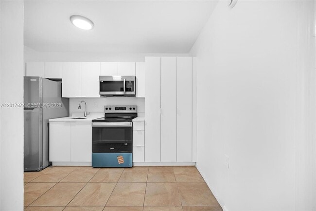 Building Photo - 577 NW 90th St