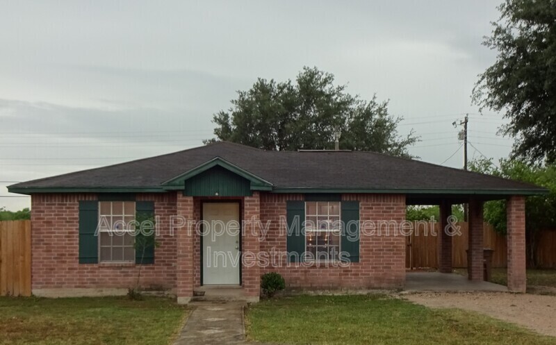 Primary Photo - 416 Via Sol Dr