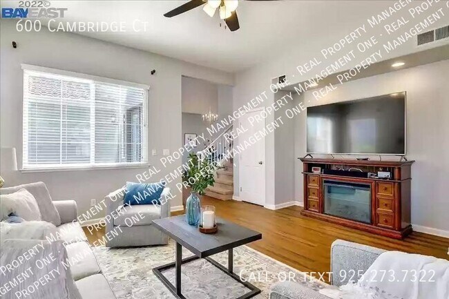 Building Photo - Beautiful 4 bedroom, 3 Bath Discovery Bay ...