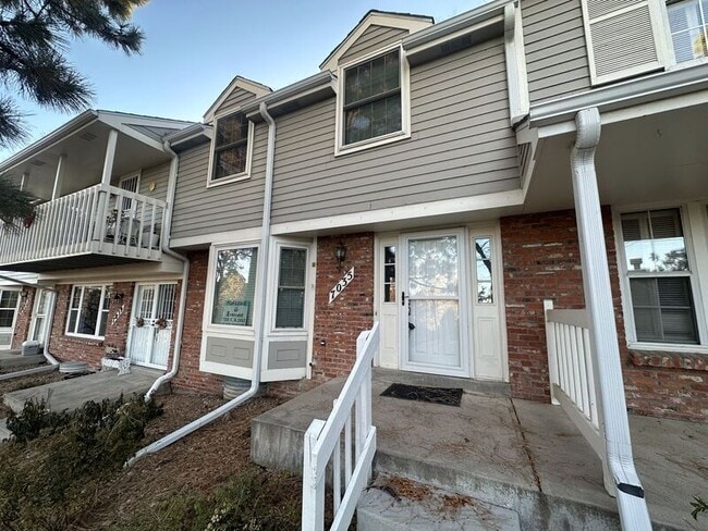 Building Photo - 7035 E Briarwood Dr