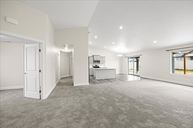 Foto del edificio - 7902 Squamish Ln