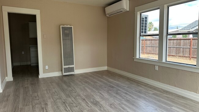 Building Photo - 509 Marshall Ave
