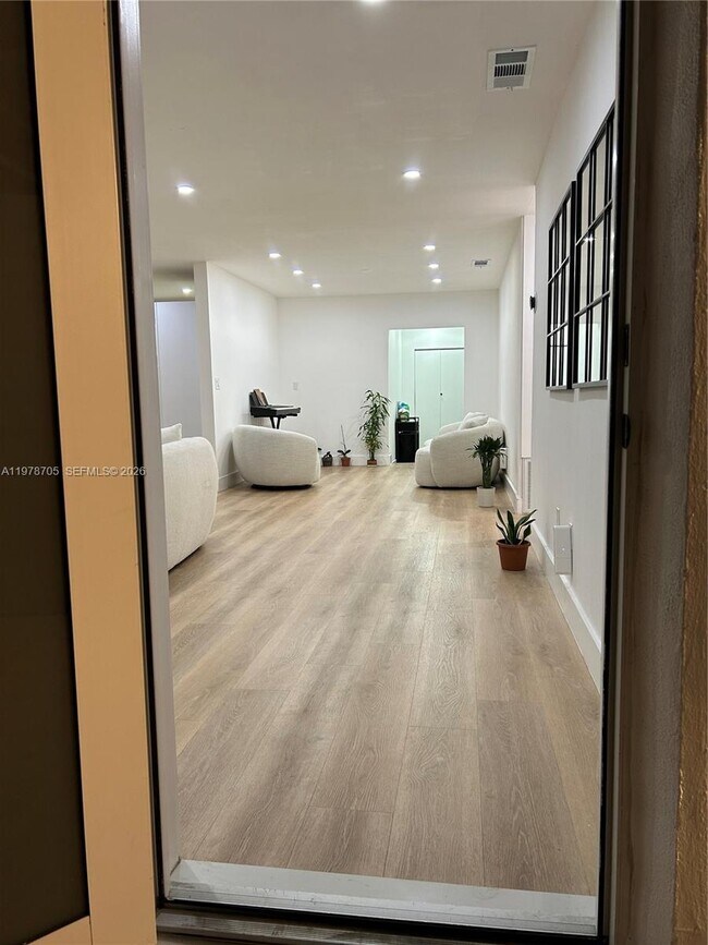 Foto del edificio - 15915 SW 103rd Pl