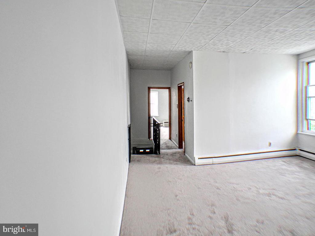 Primary Photo - 1325 W Porter St