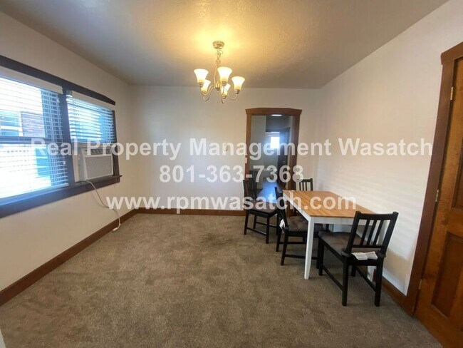 Foto del edificio - 1103 E Sherman Ave