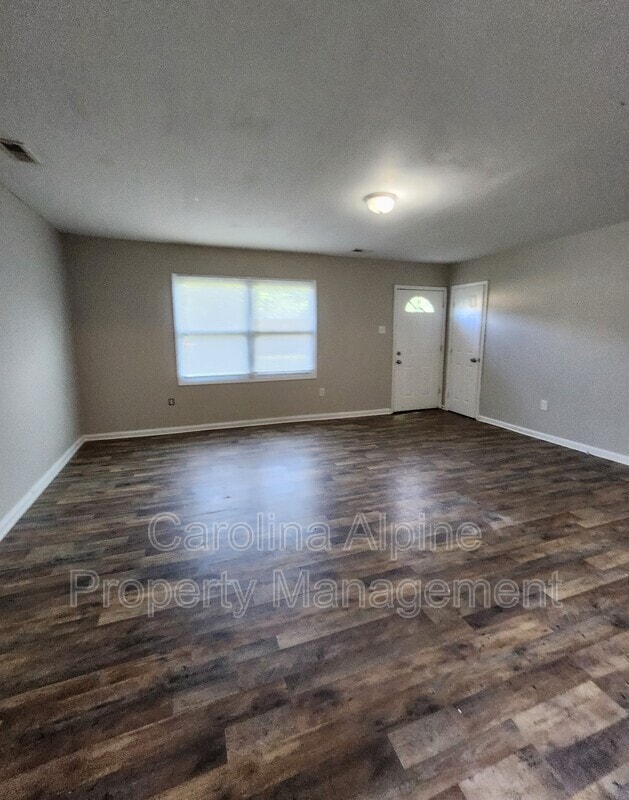 Primary Photo - 3621 Somerset Dr