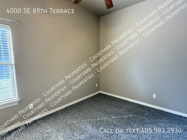 Foto del edificio - 4000 SE 89th Terrace